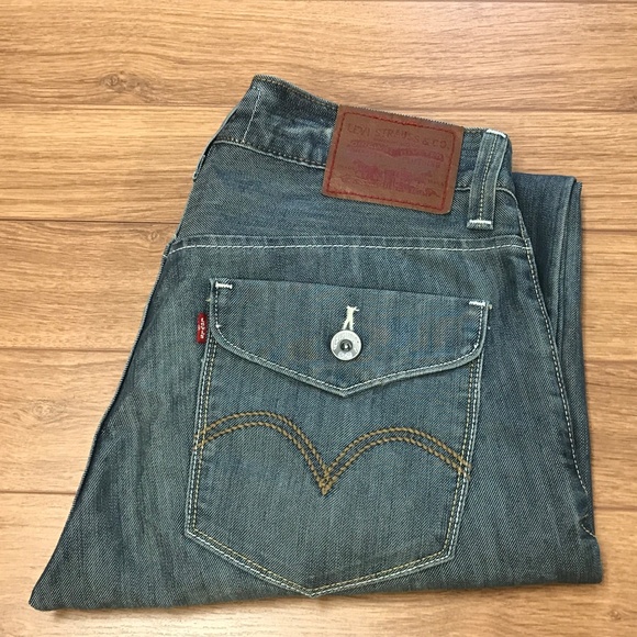 Levi's Other - Levi’s 514 Jeans